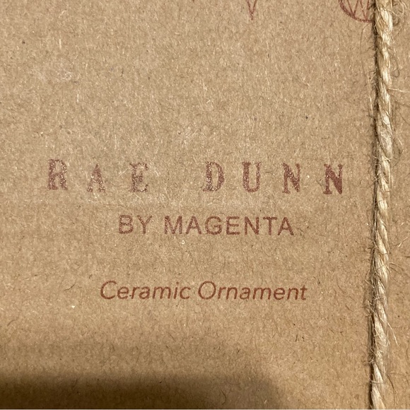 Rae Dunn 2019 Christmas Ornament Collectable Round Red & White 2019 NEW 4" x 4" - Picture 4 of 8